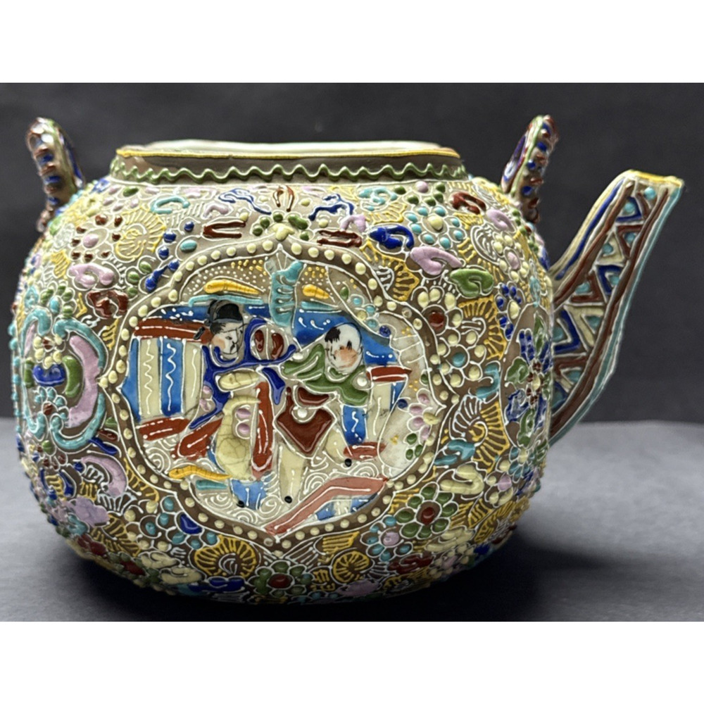 Antique Japanese Satsuma Teapot Beaded Moriage Ornate As-Is No Lid